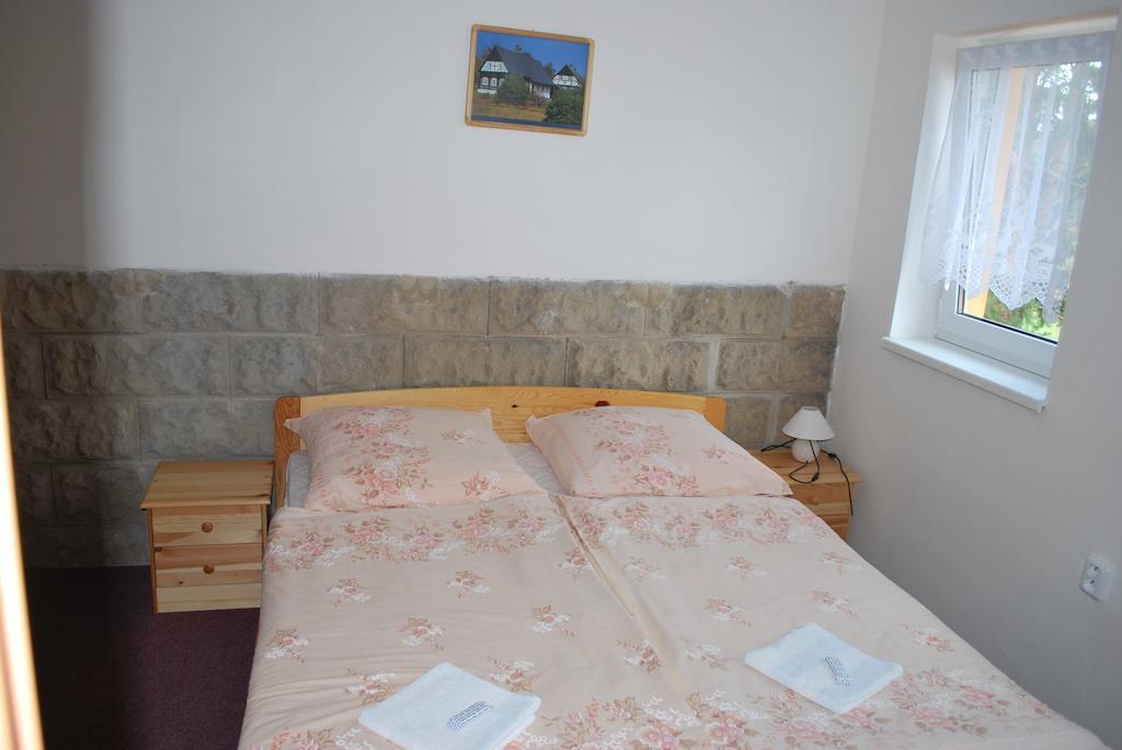 Penzion Pohoda Jetřichovice Rom bilde